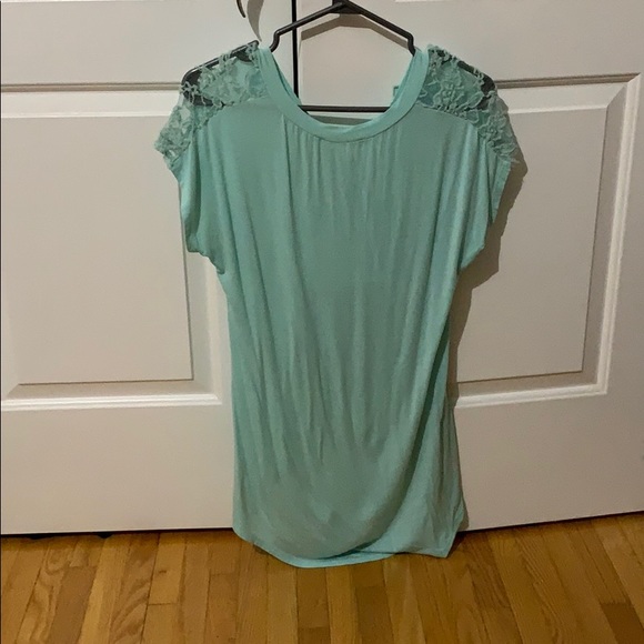 T-shirt - Picture 3 of 4